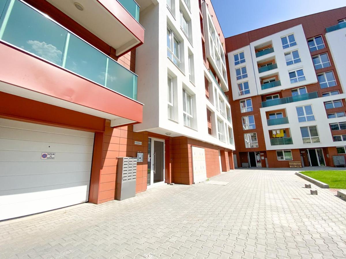 וליקו טורנובו Happy Town Apartments מראה חיצוני תמונה