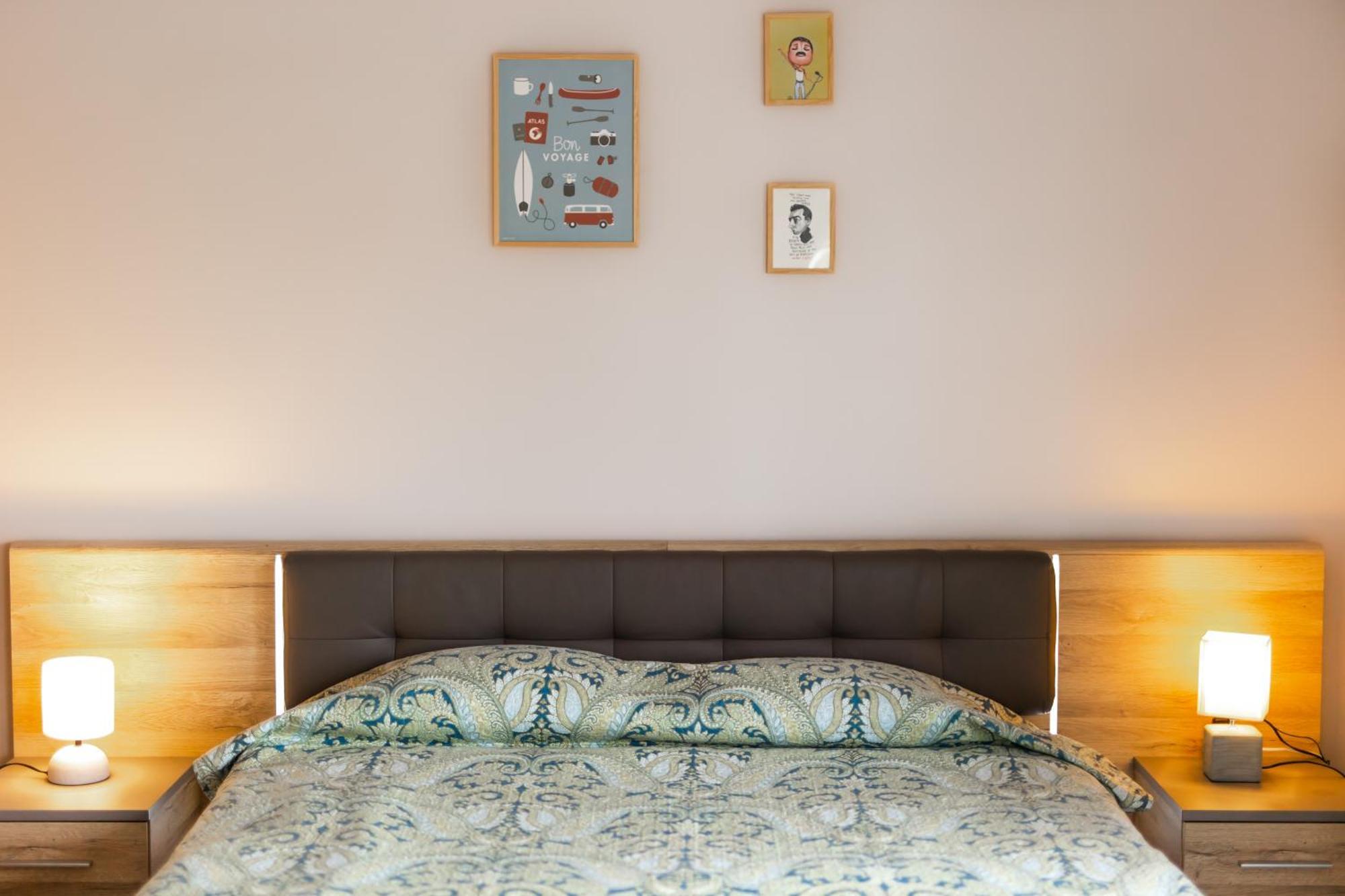 וליקו טורנובו Happy Town Apartments מראה חיצוני תמונה